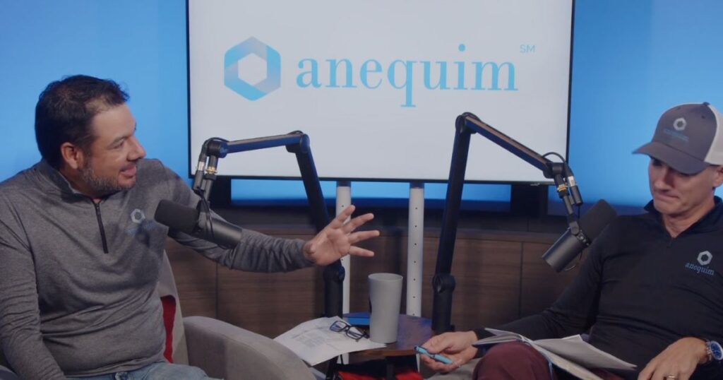 Adrián Gutiérrez y Jeremy Aspen en la grabación del podcast.